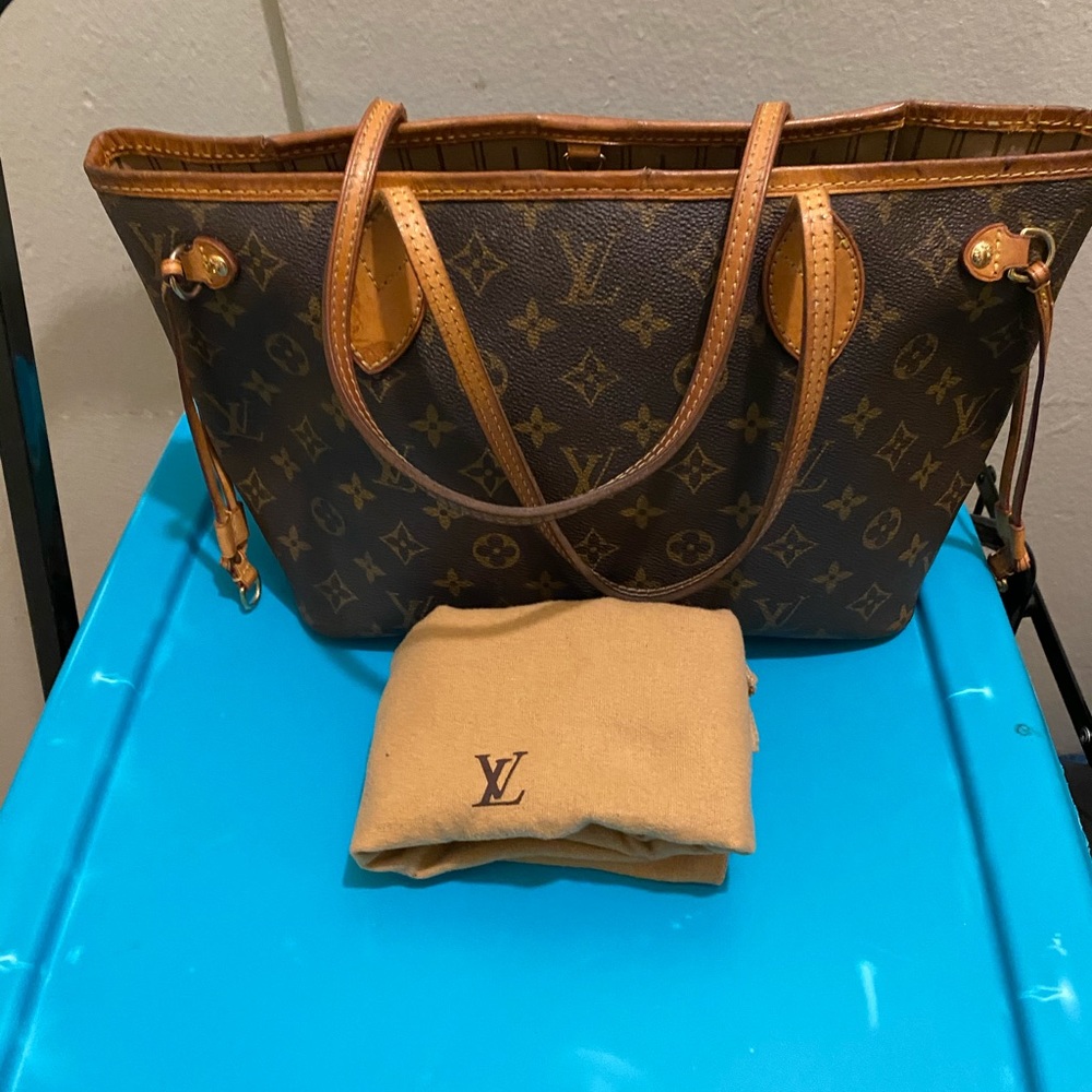 LV Neverfull pm